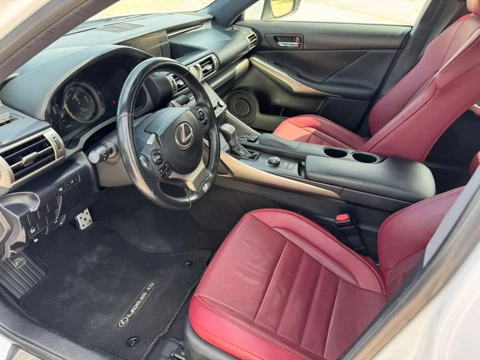 2015 Lexus IS 3rd Gen - Image 9 of 11