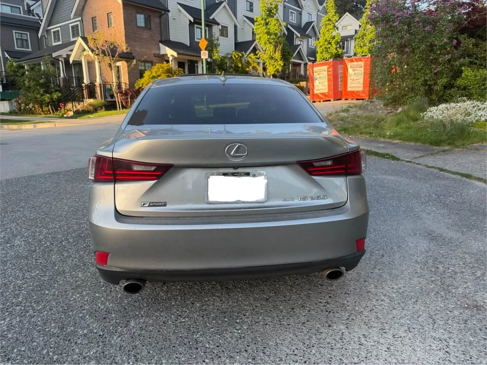 2015 Lexus IS 3rd Gen - Image 4 of 4