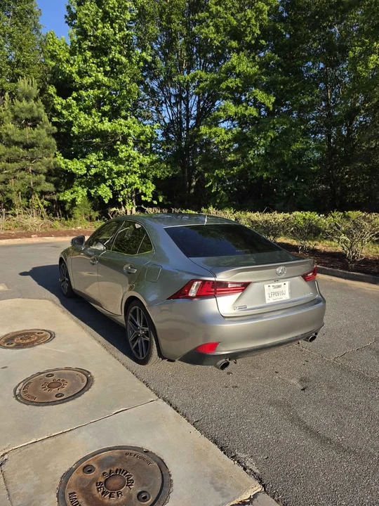 2015 Lexus IS 3rd Gen - Image 8 of 12