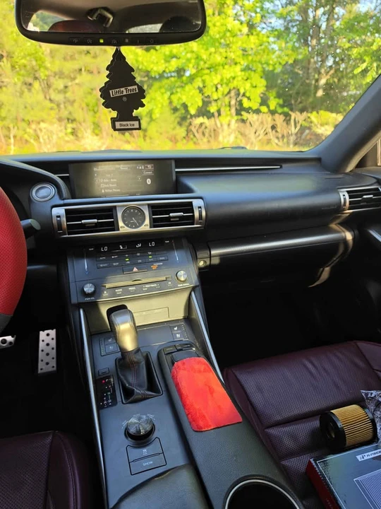 2015 Lexus IS 3rd Gen - Image 5 of 12