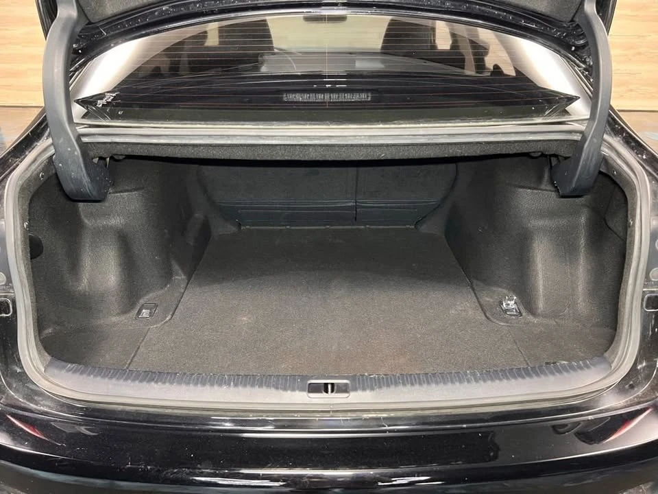 2015 Lexus IS 3rd Gen - Image 13 of 20