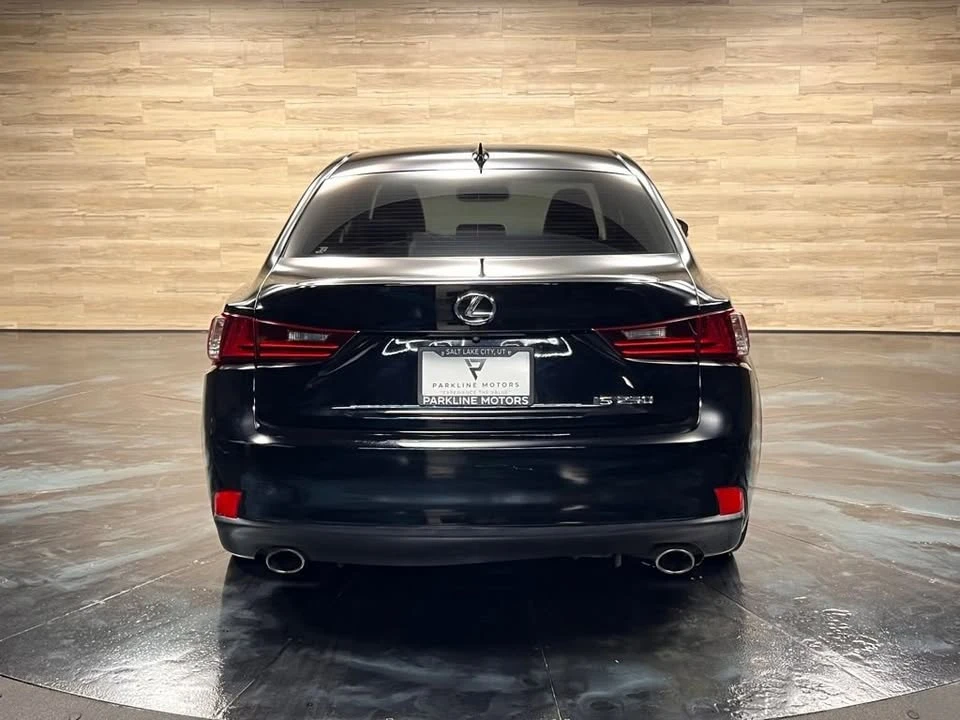 2015 Lexus IS 3rd Gen - Image 12 of 20