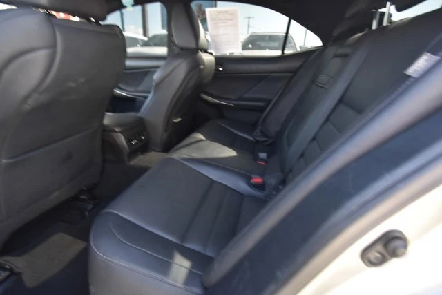 2015 Lexus IS 3rd Gen - Image 8 of 10
