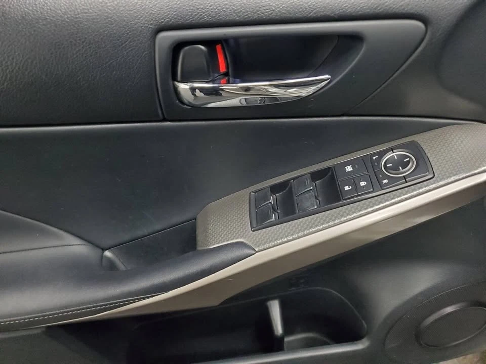 2015 Lexus IS 3rd Gen - Image 10 of 20