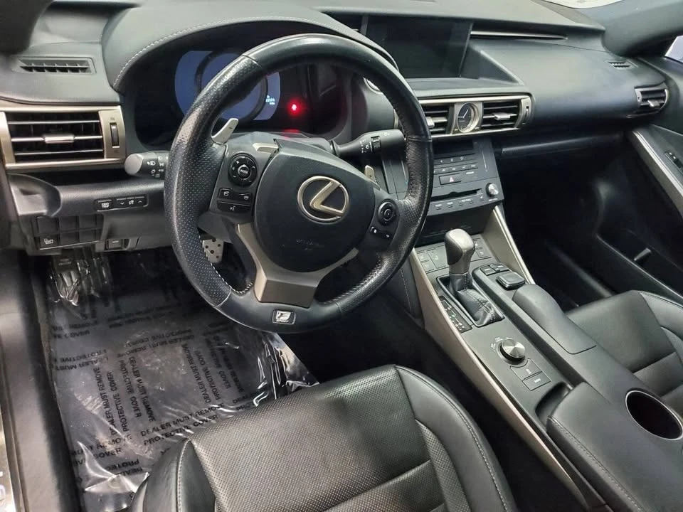 2015 Lexus IS 3rd Gen - Image 8 of 20