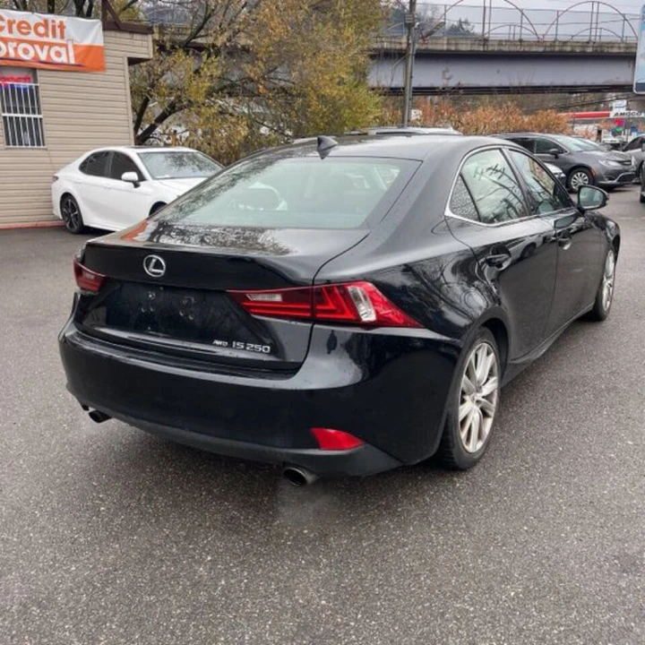 2015 Lexus IS 3rd Gen - Image 6 of 15