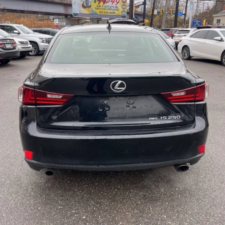 2015 Lexus IS 3rd Gen - Image 7 of 15