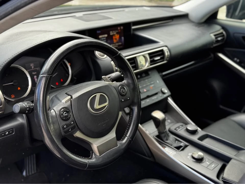 2015 Lexus IS 3rd Gen - Image 17 of 17