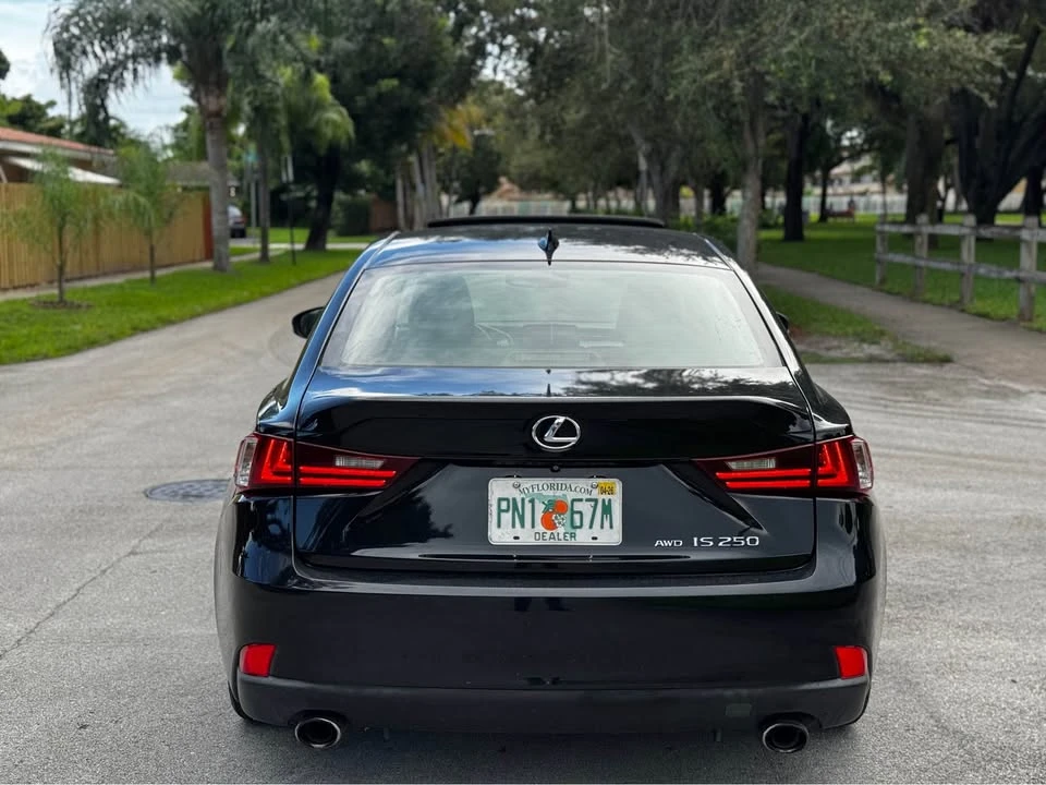 2015 Lexus IS 3rd Gen - Image 5 of 17