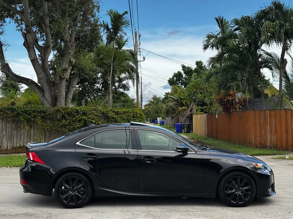 2015 Lexus IS 3rd Gen - Image 7 of 17