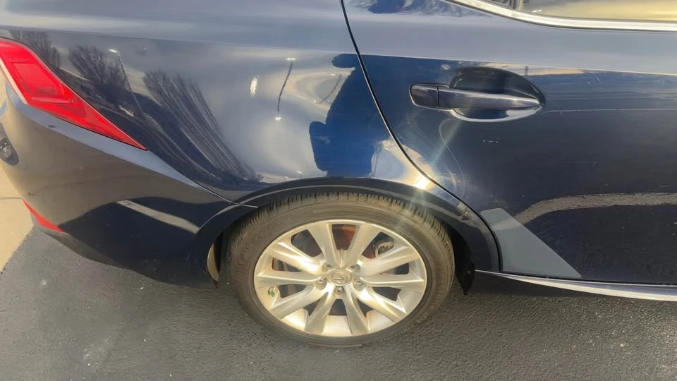 2015 Lexus IS 3rd Gen - Image 4 of 12