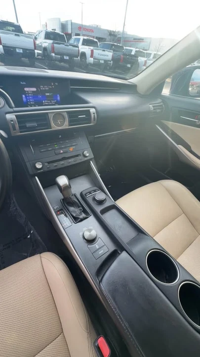 2015 Lexus IS 3rd Gen - Image 9 of 12