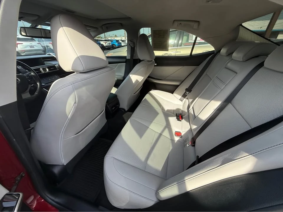 2015 Lexus IS 3rd Gen - Image 10 of 11