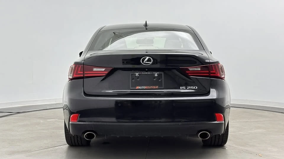 2015 Lexus IS 3rd Gen - Image 8 of 19