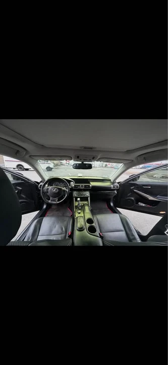 2015 Lexus IS 3rd Gen - Image 11 of 12