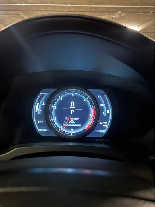 2015 Lexus IS 3rd Gen - Image 14 of 15