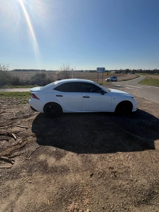 2015 Lexus IS 3rd Gen - Image 5 of 10