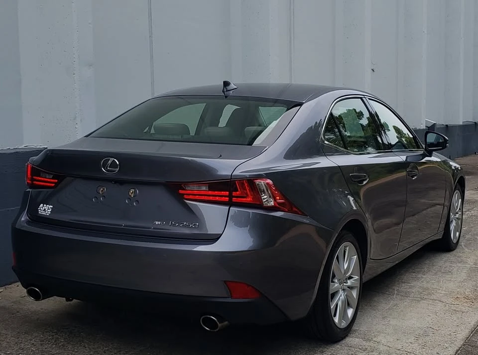 2015 Lexus IS 3rd Gen - Image 5 of 20