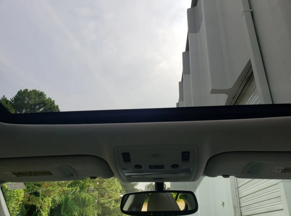 2015 Lexus IS 3rd Gen - Image 15 of 20