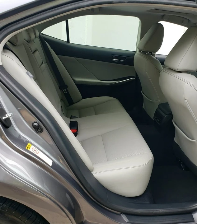 2015 Lexus IS 3rd Gen - Image 12 of 20