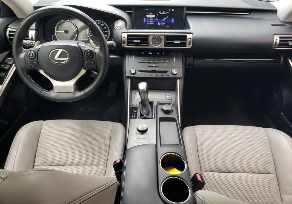 2015 Lexus IS 3rd Gen - Image 14 of 20