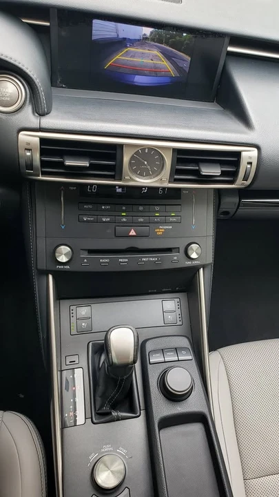 2015 Lexus IS 3rd Gen - Image 17 of 20