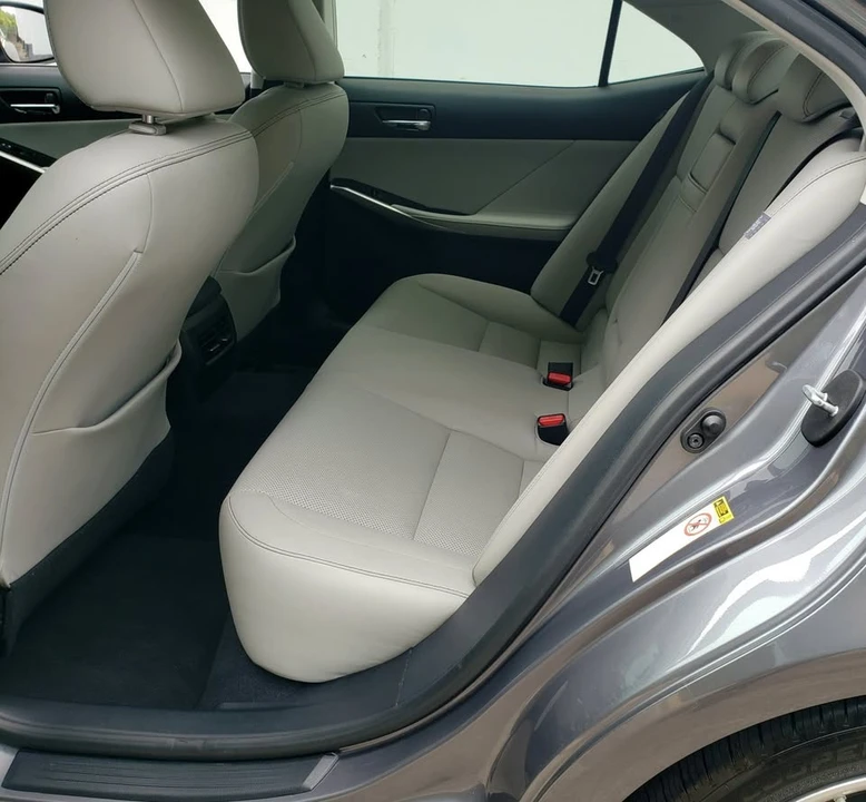 2015 Lexus IS 3rd Gen - Image 10 of 20