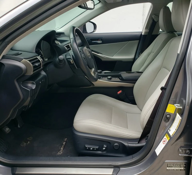 2015 Lexus IS 3rd Gen - Image 9 of 20