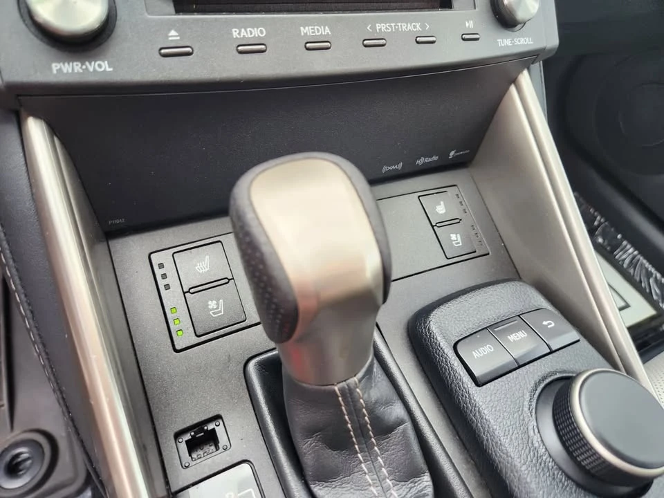 2015 Lexus IS 3rd Gen - Image 13 of 17