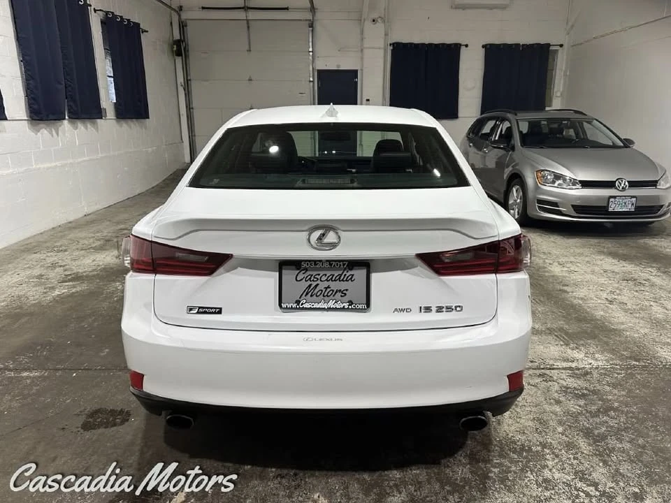 2015 Lexus IS 3rd Gen - Image 7 of 20