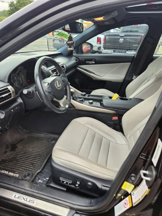 2015 Lexus IS 3rd Gen - Image 9 of 17