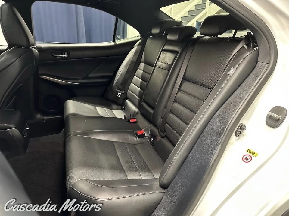 2015 Lexus IS 3rd Gen - Image 10 of 20