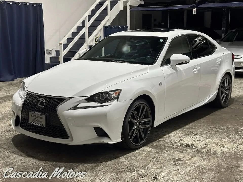 2015 Lexus IS 3rd Gen - Image 5 of 20