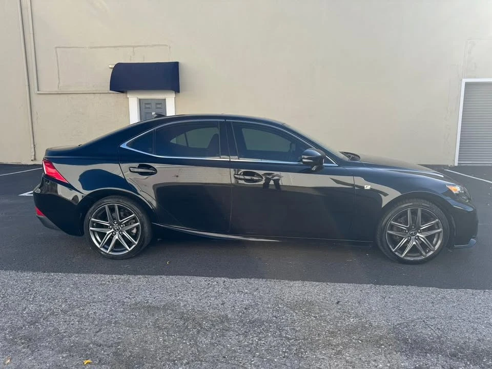 2015 Lexus IS 3rd Gen - Image 4 of 20