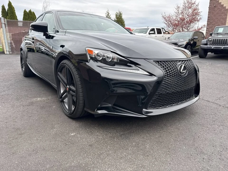 2015 Lexus IS 3rd Gen - Image 10 of 20