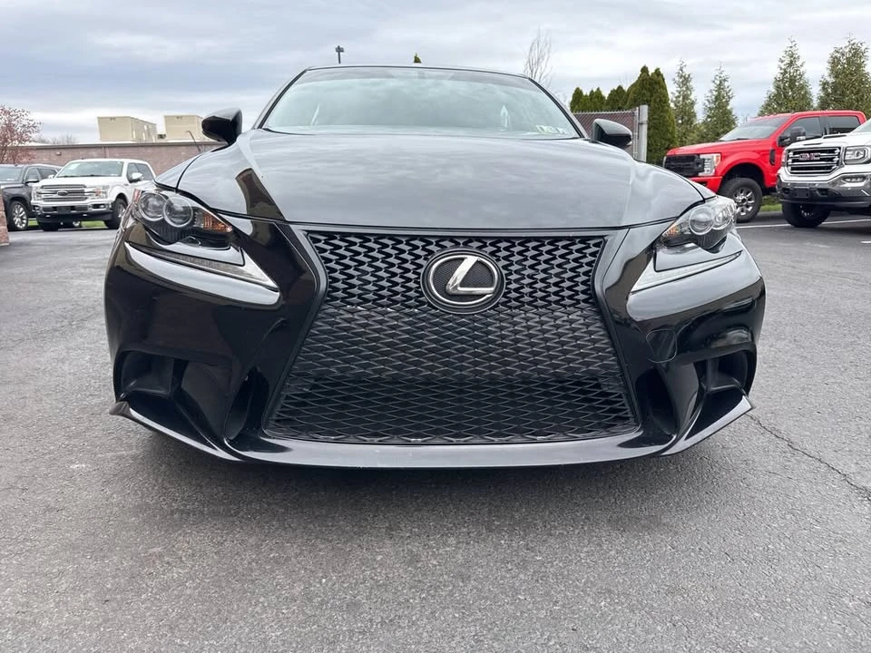 2015 Lexus IS 3rd Gen - Image 8 of 20