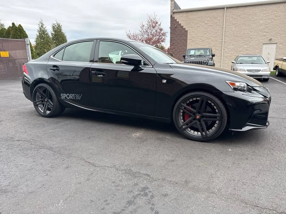 2015 Lexus IS 3rd Gen - Image 12 of 20