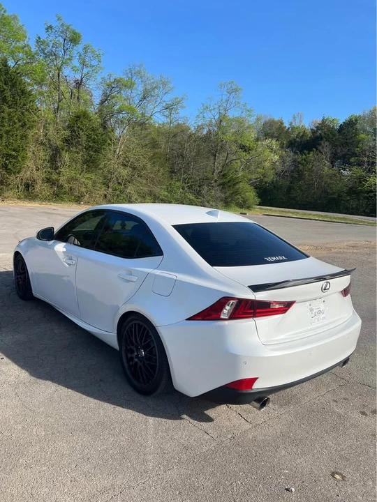 2015 Lexus IS 3rd Gen - Image 4 of 10