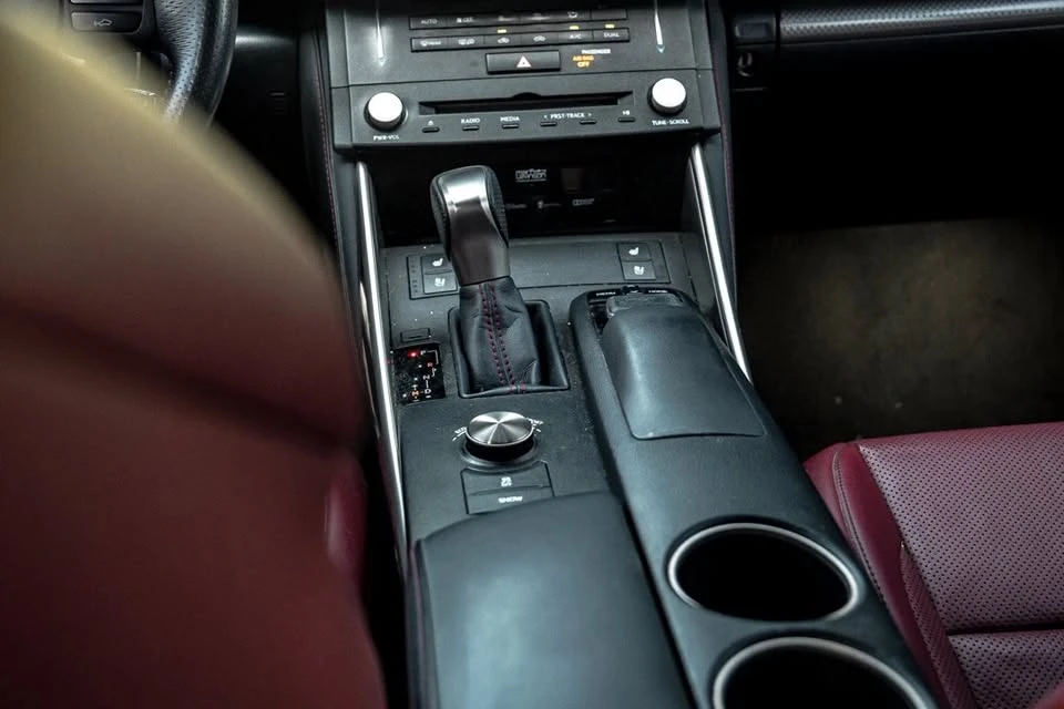 2015 Lexus IS 3rd Gen - Image 15 of 20