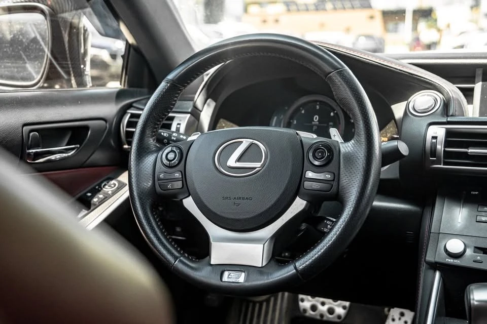 2015 Lexus IS 3rd Gen - Image 11 of 19