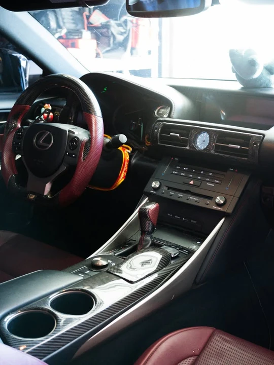 2015 Lexus IS 3rd Gen - Image 9 of 11