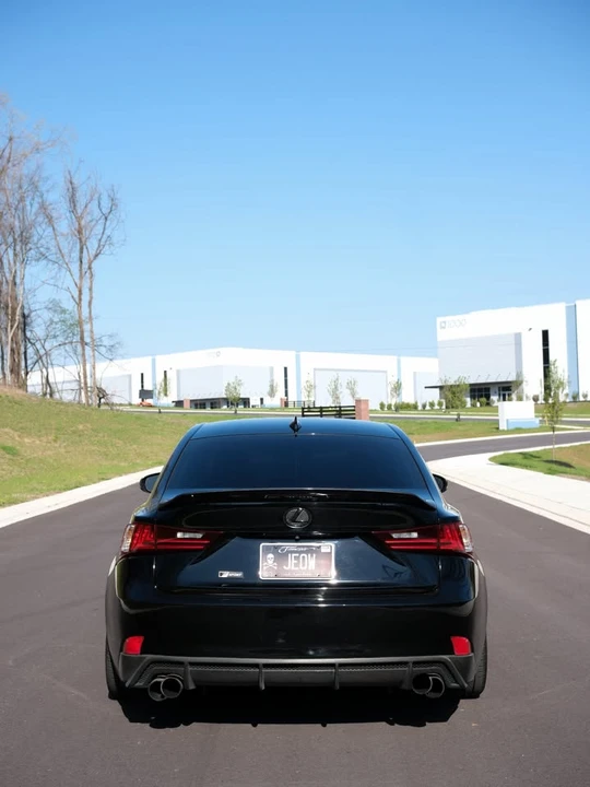 2015 Lexus IS 3rd Gen - Image 4 of 11