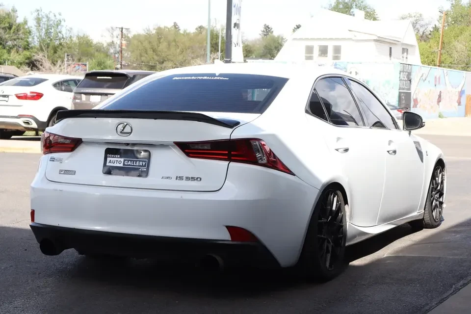 2015 Lexus IS 3rd Gen - Image 5 of 20