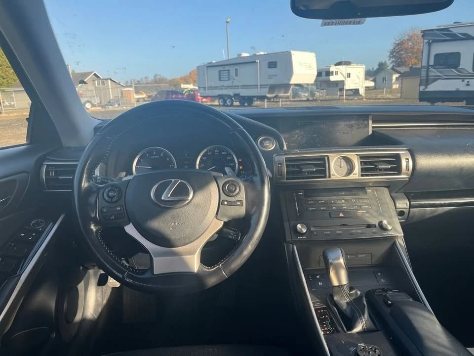 2015 Lexus IS 3rd Gen - Image 4 of 4