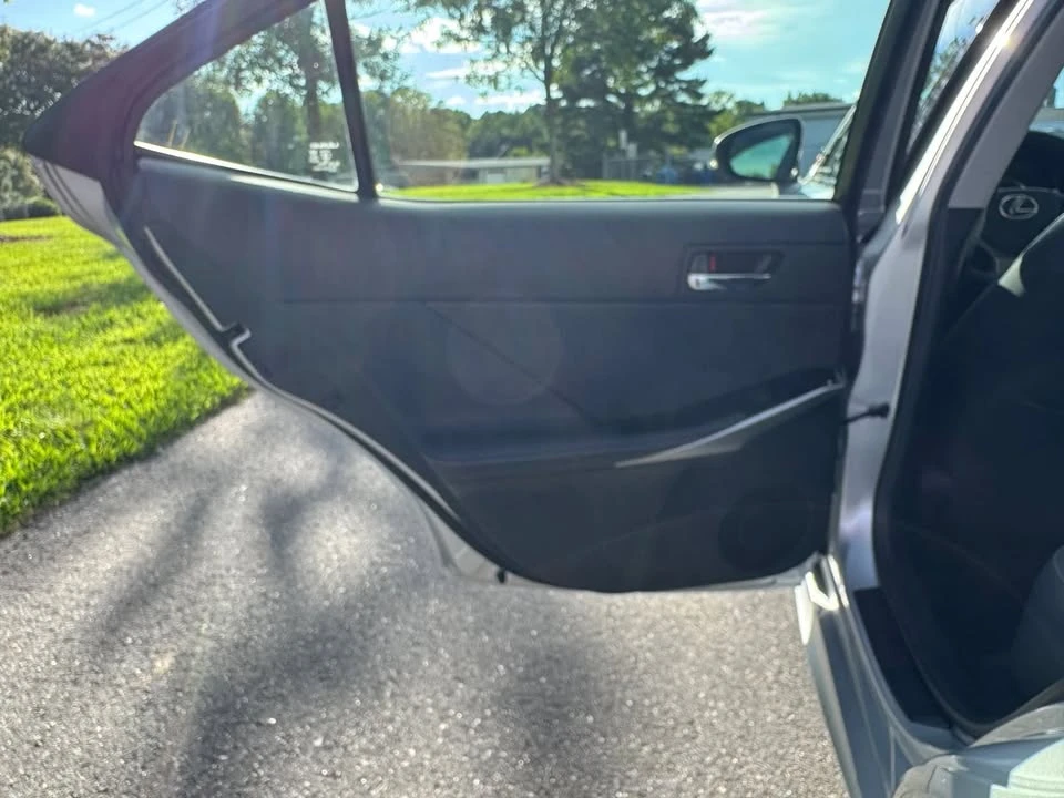 2015 Lexus IS 3rd Gen - Image 12 of 17