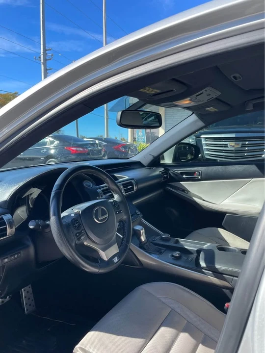 2015 Lexus IS 3rd Gen - Image 6 of 10