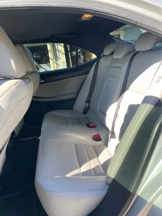 2015 Lexus IS 3rd Gen - Image 7 of 10