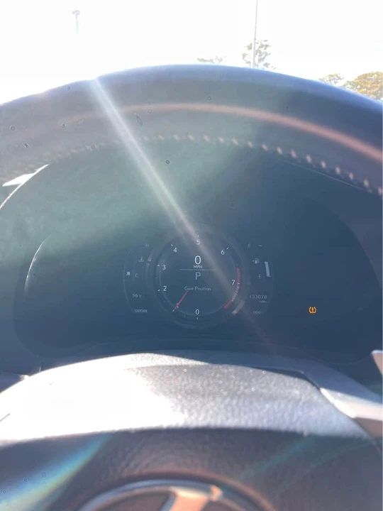 2015 Lexus IS 3rd Gen - Image 9 of 10