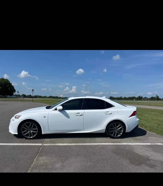 2015 Lexus IS 3rd Gen - Image 4 of 13