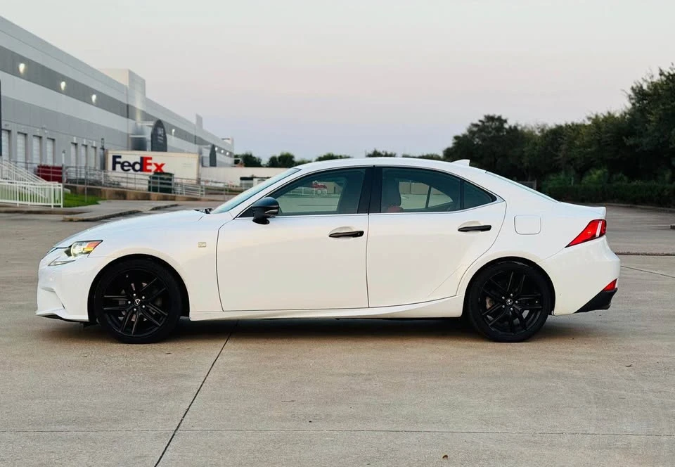 2015 Lexus IS F 2nd Gen - Image 7 of 16